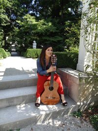 Paula Monsalve singer songwriter from Linares Chile